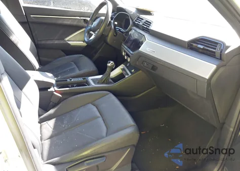 2020 Audi Q3 Premium 45 Tfsi Quattro Tiptronic из США, поврежденный, VIN WA1AECF31L1120035